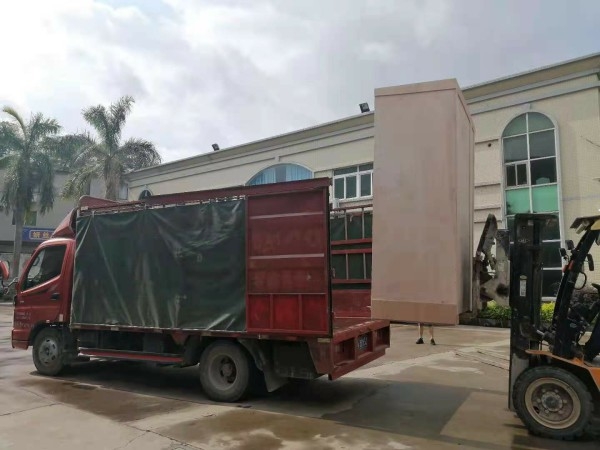 Shipment For Zhenyu Auto Plastic Zipper Machine